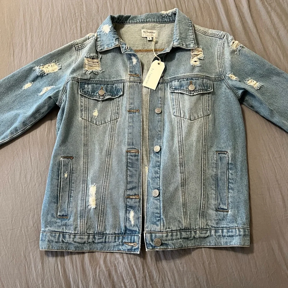 (NWT) Light Denim Distressed Jean Button Up Jacket - Picture 4 of 10